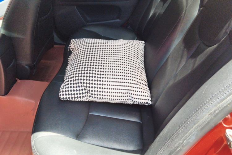 Used Roewe 350 2015 1.5L Automatic Luxury Sunroof Edition Left Rear Seat