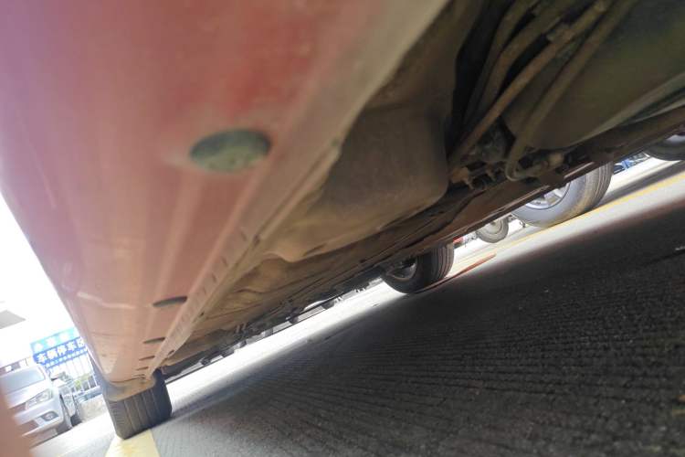 Used Roewe 350 2015 1.5L Automatic Luxury Sunroof Edition Left Side Sill