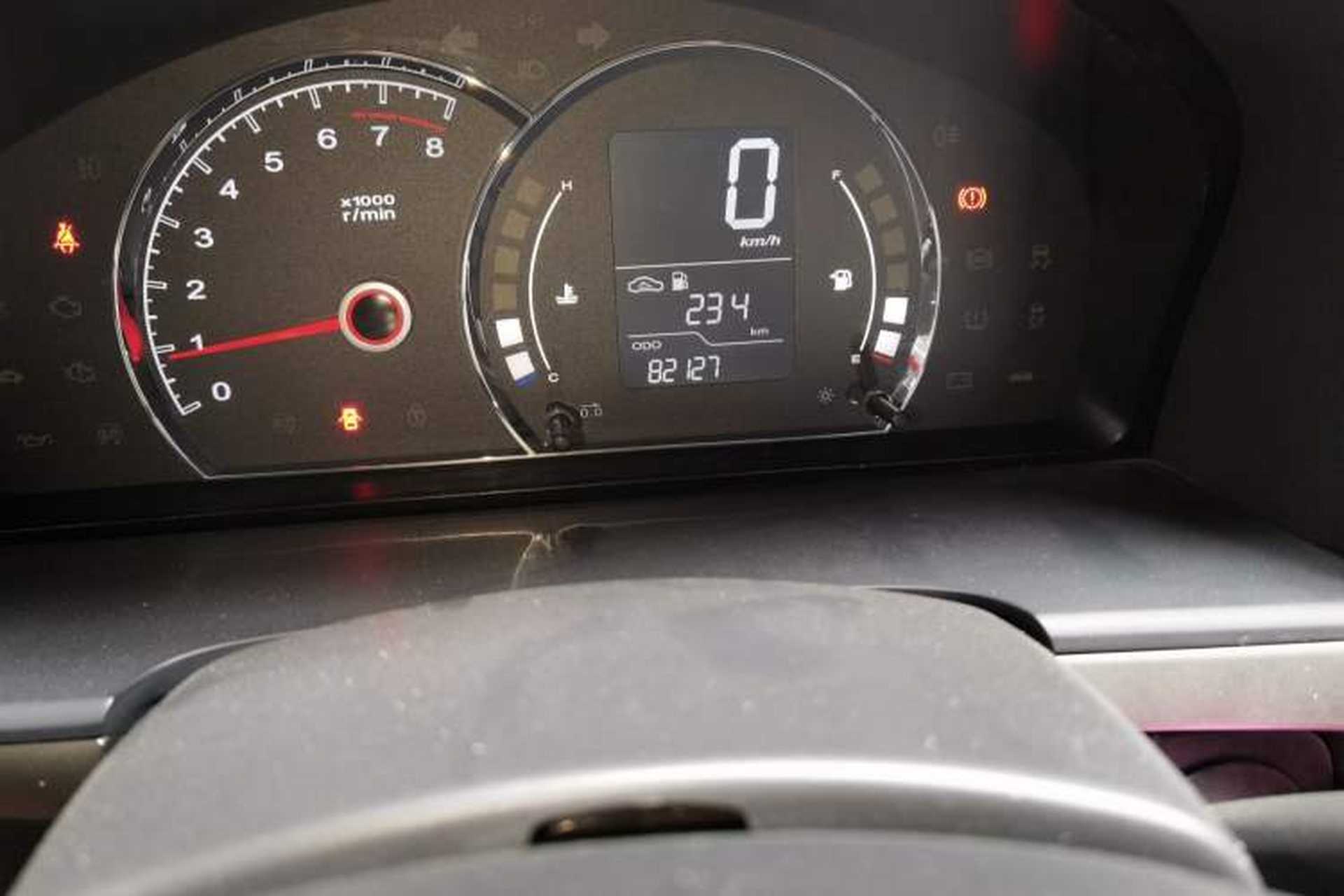 Used Roewe 350 2015 1.5L Manual Luxury Sunroof Edition Odometer Close Up