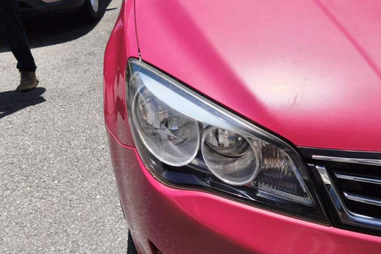 Used Roewe 350 2015 1.5L Automatic Luxury Sunroof Edition Right Front Headlight