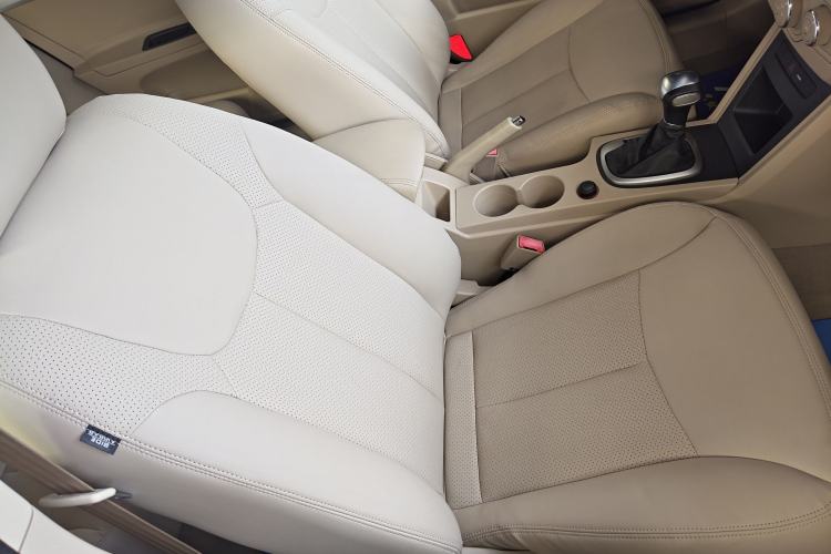 Used Roewe 350 2015 1.5L Automatic Luxury Sunroof Edition Right Front Seat