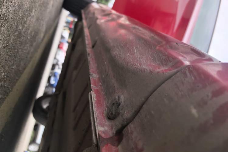 Used Roewe 350 2015 1.5L Manual Luxury Sunroof Edition Right Side Sill