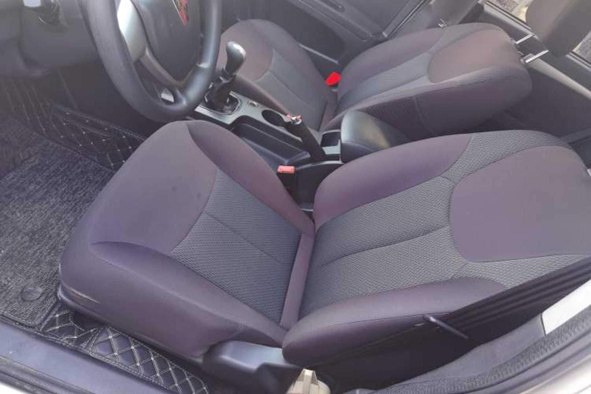 Used Roewe 350 2015 1.5L Manual Luxury Sunroof Edition Left Front Seat