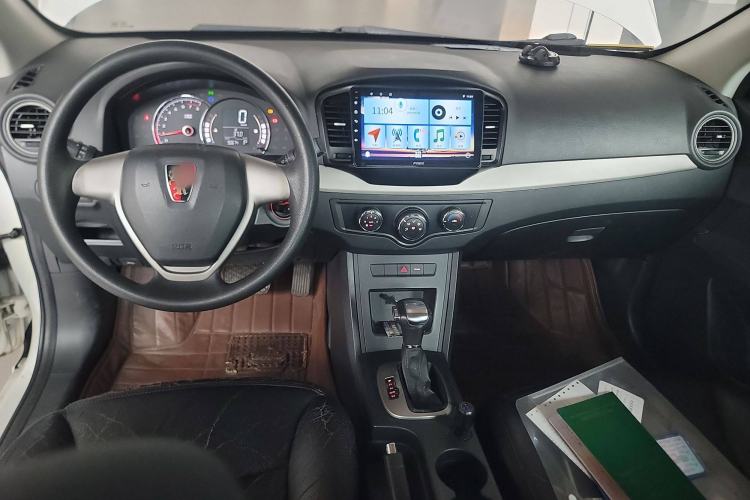 Used Roewe 350 2015 1.5L Automatic Luxury Sunroof Edition Center Console
