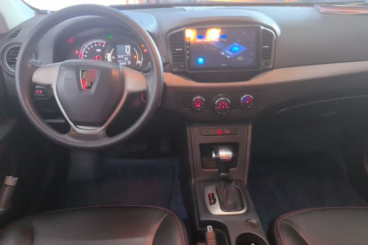 Used Roewe 350 2015 1.5L Automatic Luxury Sunroof Edition Center Console