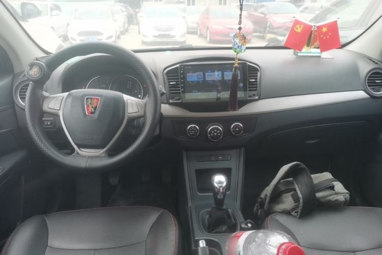 Used Roewe 350 2015 1.5L Manual Luxury Sunroof Edition Center Console