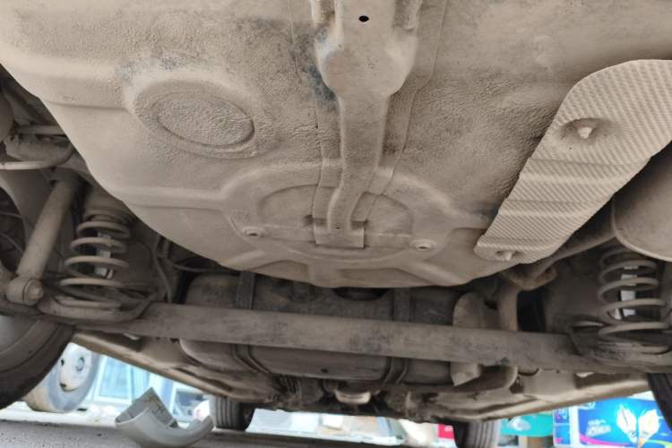 Used Roewe 350 2015 1.5L Manual Luxury Sunroof Edition Chassis Rear