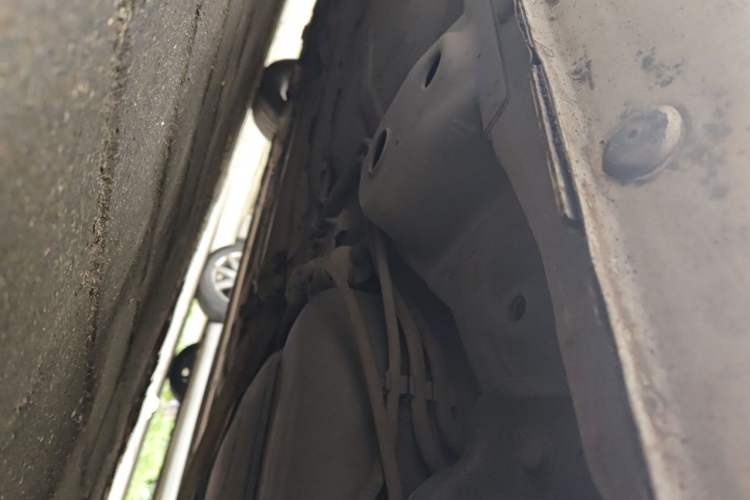 Used Roewe 350 2015 1.5L Automatic Luxury Sunroof Edition Chassis Rear Left