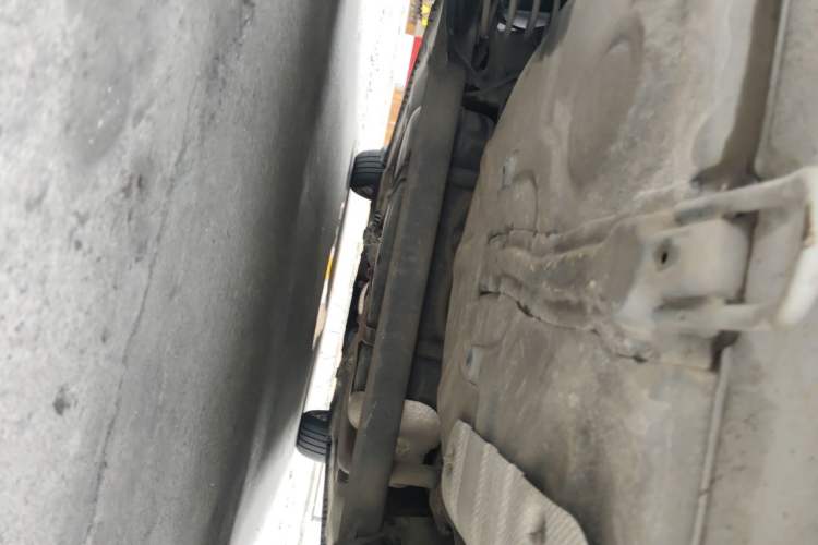 Used Roewe 350 2015 1.5L Manual Luxury Sunroof Edition Chassis Rear