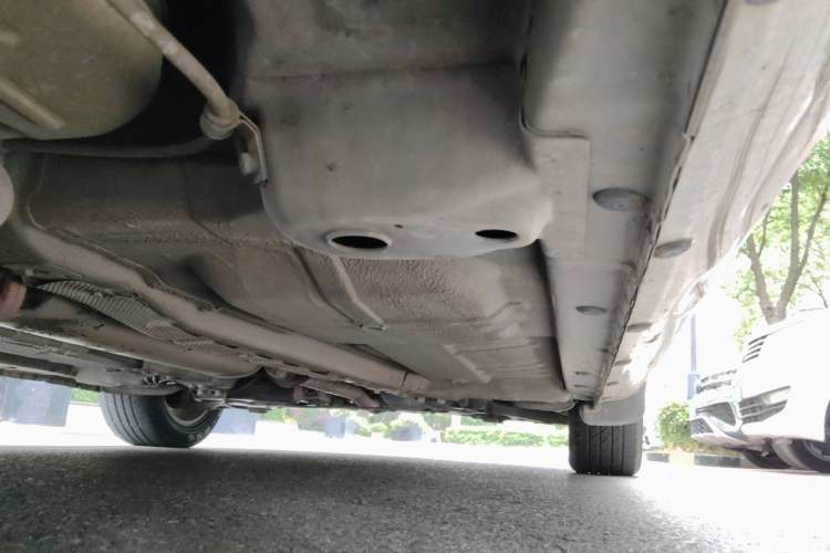 Used Roewe 350 2015 1.5L Automatic Luxury Sunroof Edition Chassis Rear Right