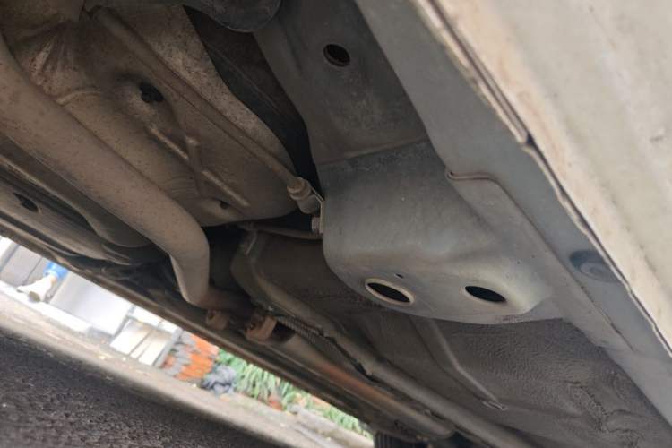 Used Roewe 350 2015 1.5L Manual Luxury Sunroof Edition Chassis Rear Right