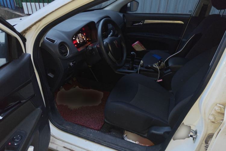 Used Roewe 350 2015 1.5L Manual Luxury Sunroof Edition Driver Seat
