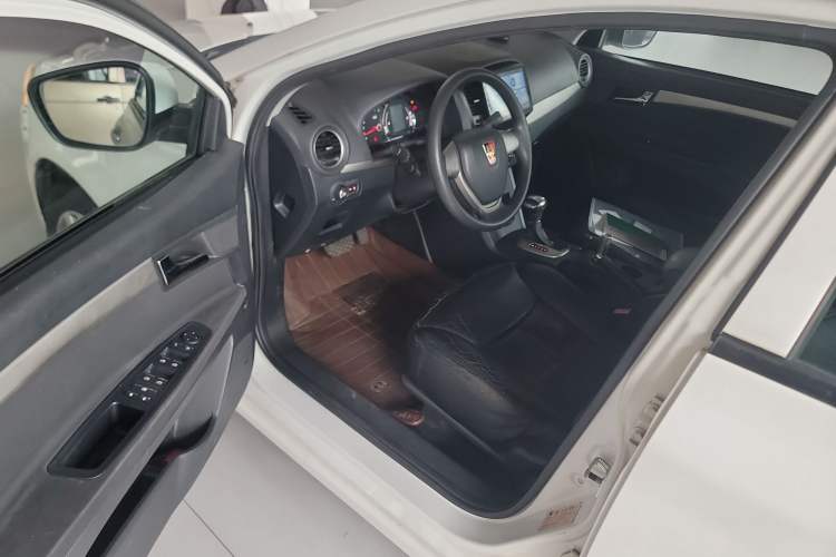Used Roewe 350 2015 1.5L Automatic Luxury Sunroof Edition Driver Seat