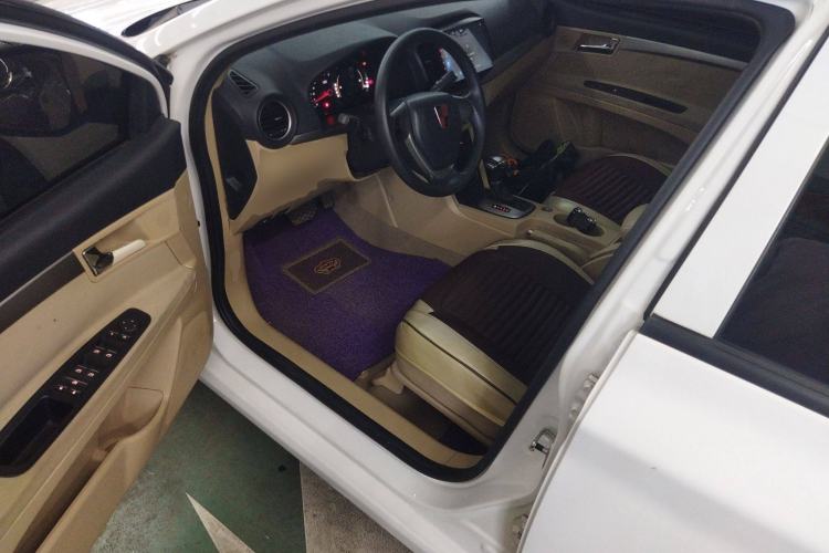 Used Roewe 350 2015 1.5L Automatic Luxury Sunroof Edition Driver Seat