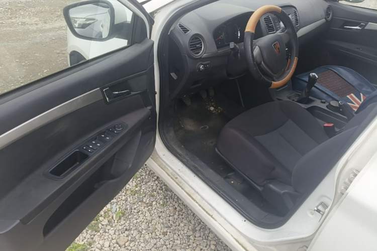 Used Roewe 350 2015 1.5L Manual Luxury Sunroof Edition Driver Seat