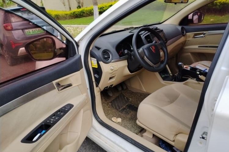 Used Roewe 350 2015 1.5L Manual Luxury Sunroof Edition Driver Seat