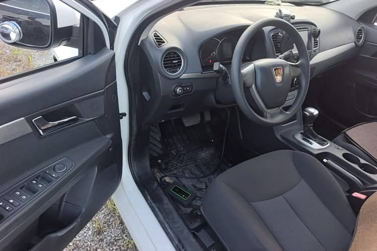 Used Roewe 350 2015 1.5L Automatic Luxury Sunroof Edition Driver Seat