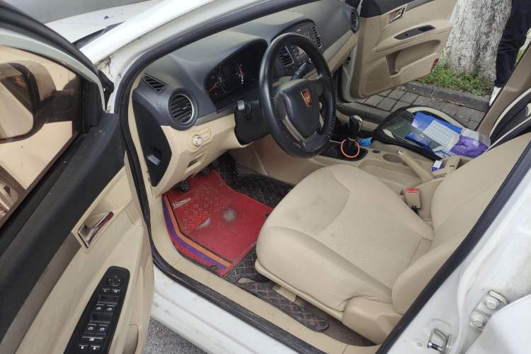 Used Roewe 350 2015 1.5L Manual Luxury Sunroof Edition Driver Seat