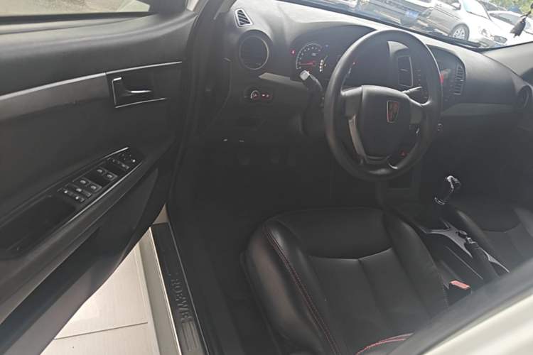 Used Roewe 350 2015 1.5L Manual Luxury Sunroof Edition Driver Seat