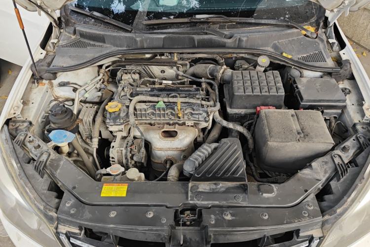Used Roewe 350 2015 1.5L Manual Luxury Sunroof Edition Engine Bay