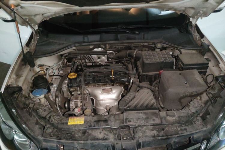 Used Roewe 350 2015 1.5L Automatic Luxury Sunroof Edition Engine Bay