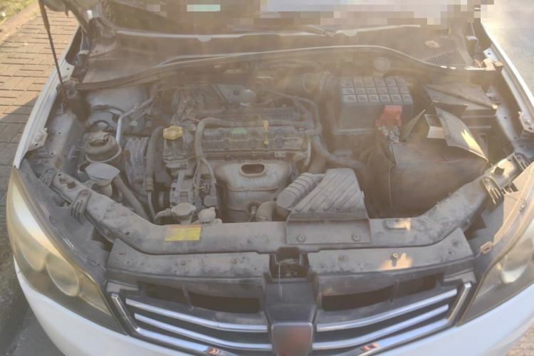 Used Roewe 350 2015 1.5L Automatic Luxury Edition Engine Bay