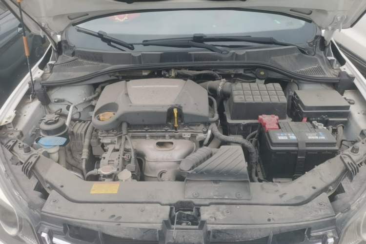 Used Roewe 350 2015 1.5L Manual Luxury Sunroof Edition Engine Bay