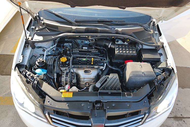 Used Roewe 350 2015 1.5L Manual Luxury Sunroof Edition Engine Bay