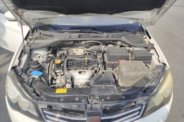 Used Roewe 350 2015 1.5L Automatic Luxury Sunroof Edition Engine Bay