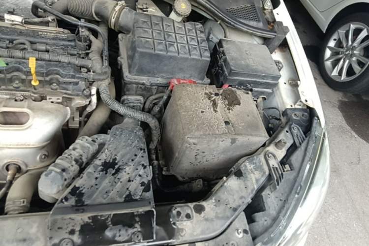 Used Roewe 350 2015 1.5L Manual Luxury Edition Engine Bay Left