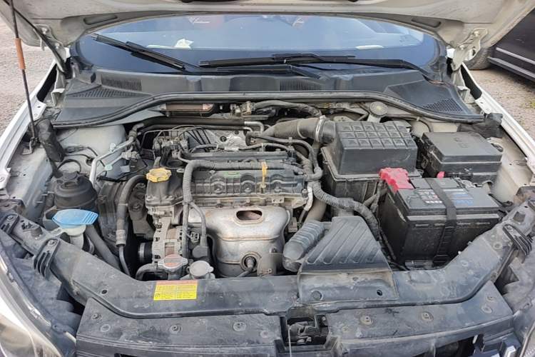 Used Roewe 350 2015 1.5L Automatic Luxury Sunroof Edition Engine Bay