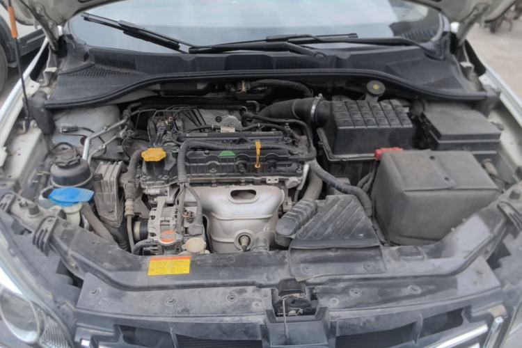 Used Roewe 350 2015 1.5L Automatic Luxury Sunroof Edition Engine Bay