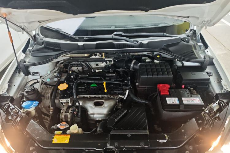 Used Roewe 350 2015 1.5L Manual Luxury Sunroof Edition Engine Bay