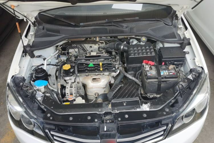 Used Roewe 350 2015 1.5L Manual Luxury Sunroof Edition Engine Bay