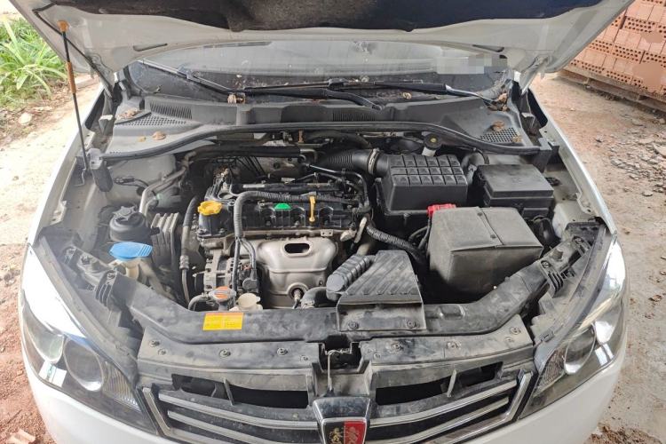 Used Roewe 350 2015 1.5L Manual Luxury Sunroof Edition Engine Bay