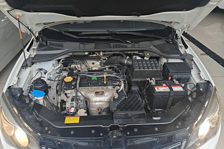 Used Roewe 350 2015 1.5L Manual Luxury Sunroof Edition Engine Bay