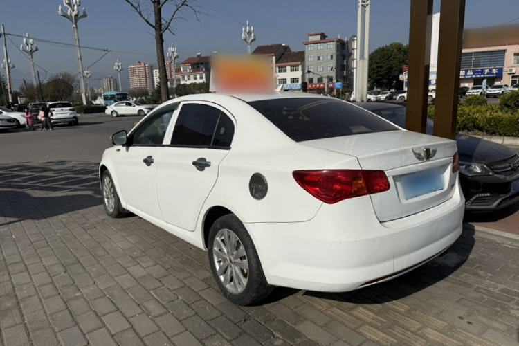 Used Roewe 350 2015 1.5L Manual Luxury Sunroof Edition Exterior 2