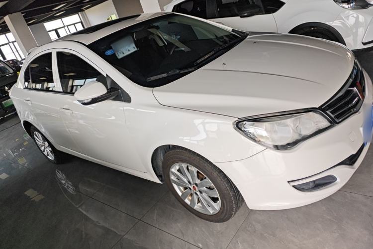 Used Roewe 350 2015 1.5L Automatic Luxury Sunroof Edition Exterior 2