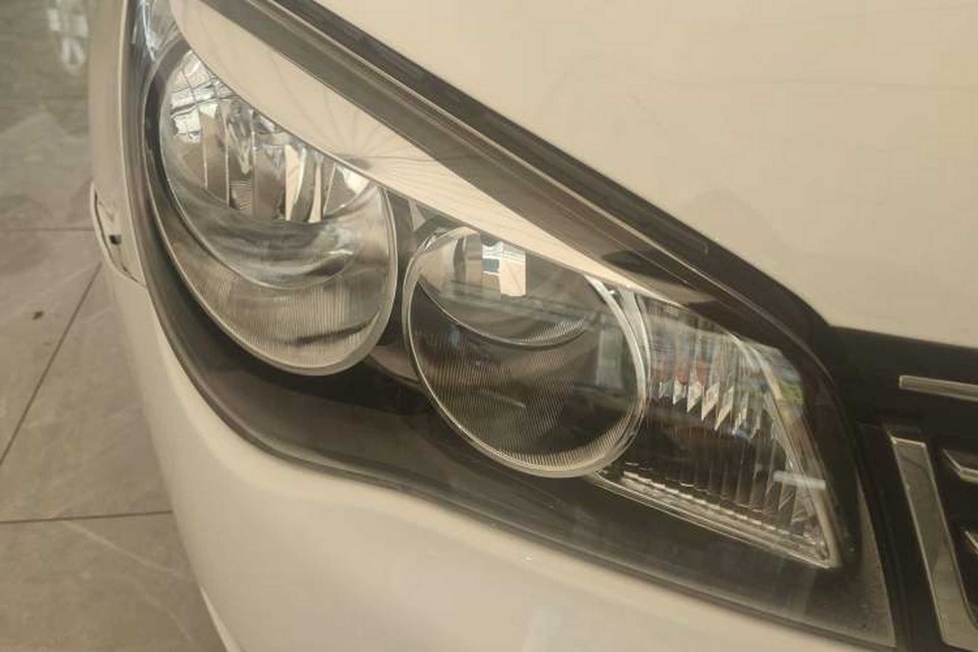 Used Roewe 350 2015 1.5L Automatic Luxury Sunroof Edition Exterior 6