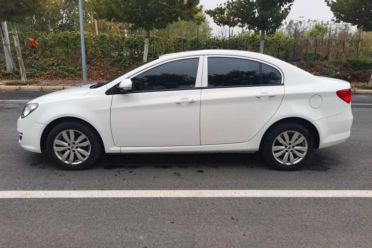 Used Roewe 350 2015 1.5L Automatic Luxury Sunroof Edition Exterior 6