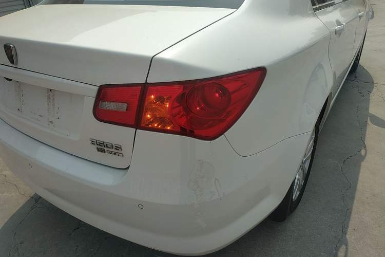 Used Roewe 350 2015 1.5L Manual Luxury Sunroof Edition Exterior 6