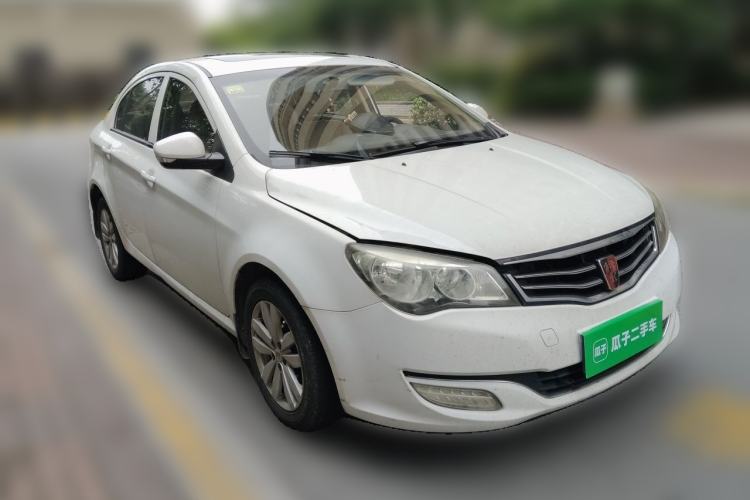 Used Roewe 350 2015 1.5L Automatic Luxury Sunroof Edition Front Right 45 Deg