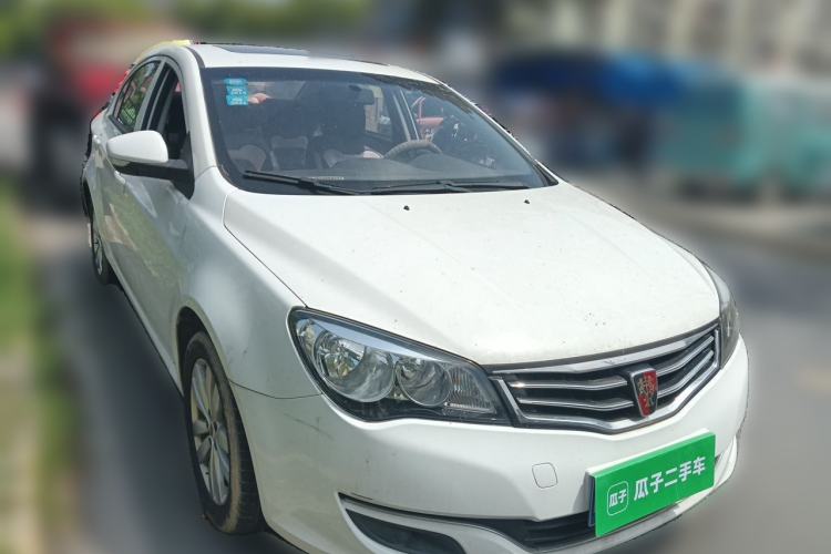 Used Roewe 350 2015 1.5L Manual Luxury Sunroof Edition Front Right 45 Deg