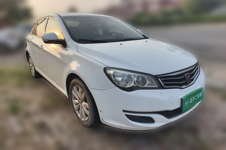 Used Roewe 350 2015 1.5L Manual Luxury Sunroof Edition Front Right 45 Deg