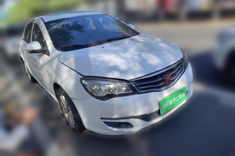 Used Roewe 350 2015 1.5L Automatic Luxury Sunroof Edition Front Right 45 Deg