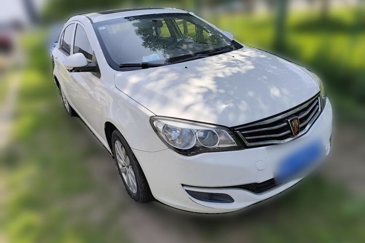 Used Roewe 350 2015 1.5L Manual Luxury Sunroof Edition Front Right 45 Deg