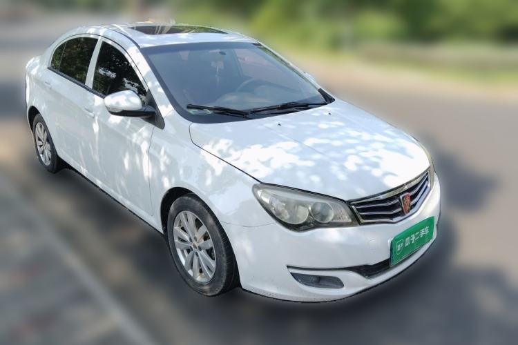 Used Roewe 350 2015 1.5L Automatic Luxury Sunroof Edition Front Right 45 Deg