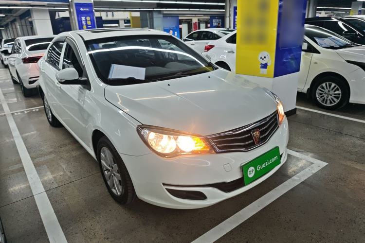 Used Roewe 350 2015 1.5L Manual Luxury Sunroof Edition Front Right 45 Deg