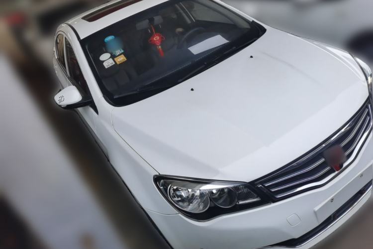 Used Roewe 350 2015 1.5L Manual Luxury Sunroof Edition Front Right 45 Deg