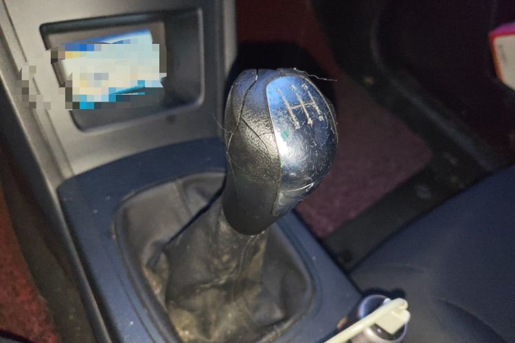 Used Roewe 350 2015 1.5L Manual Luxury Sunroof Edition Gear Lever